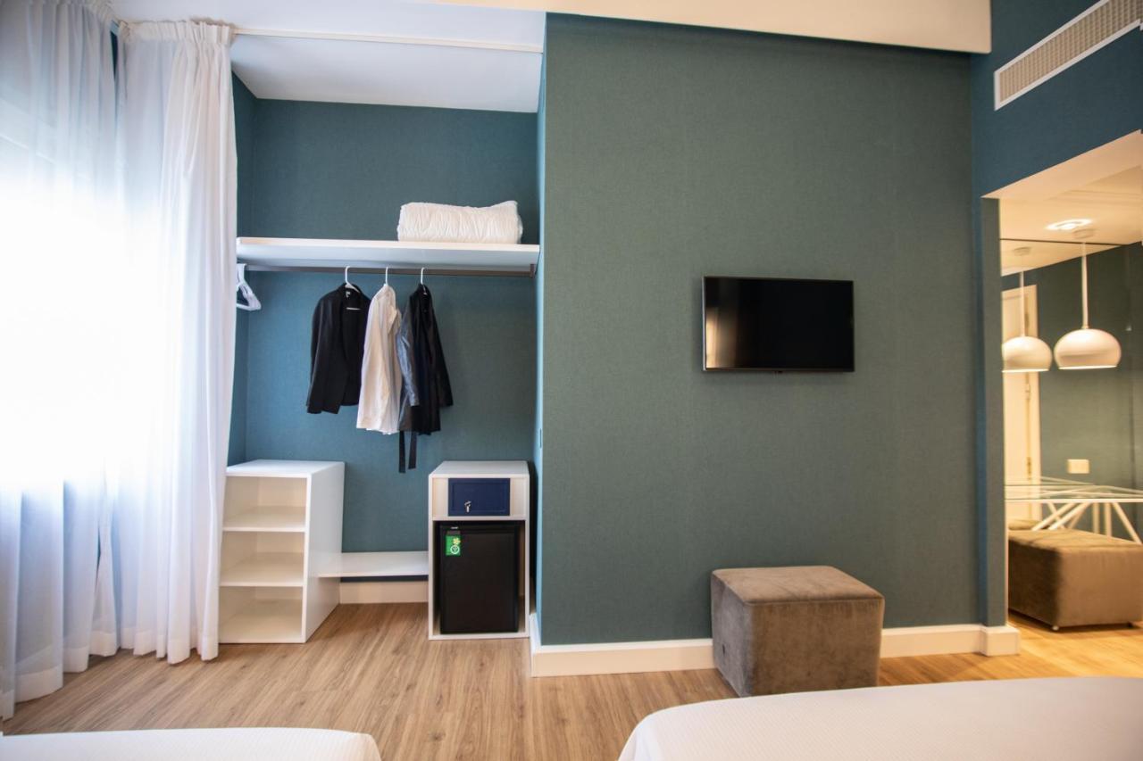 Villa Adriatica Ambienthotels Rimini Exteriör bild