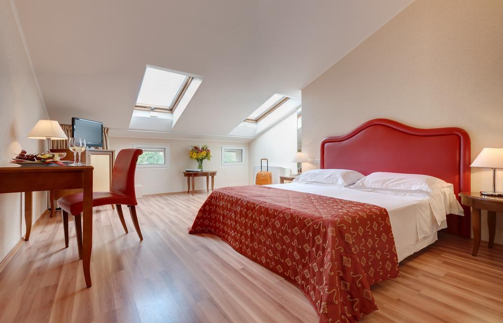 Villa Adriatica Ambienthotels Rimini Exteriör bild