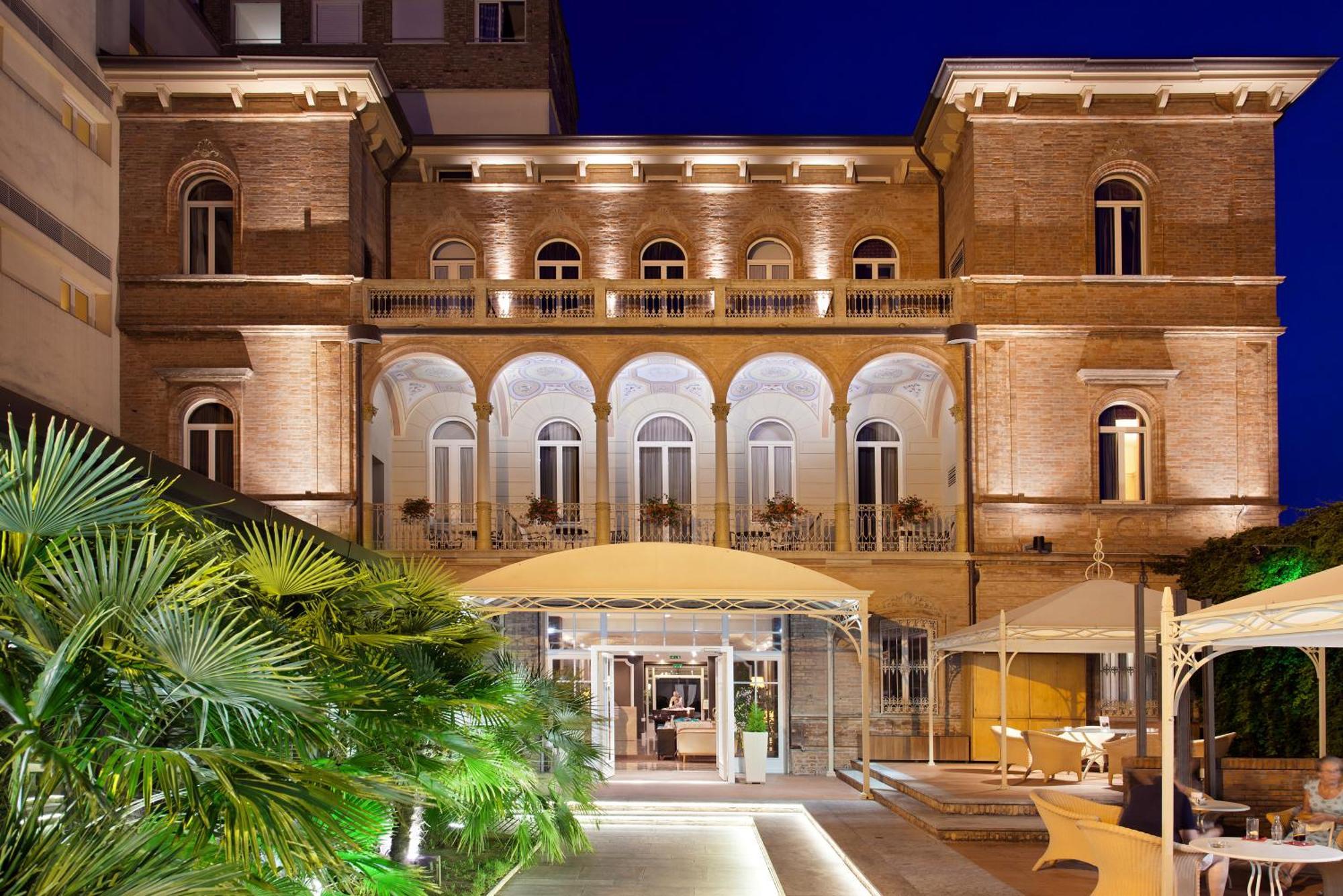 Villa Adriatica Ambienthotels Rimini Exteriör bild