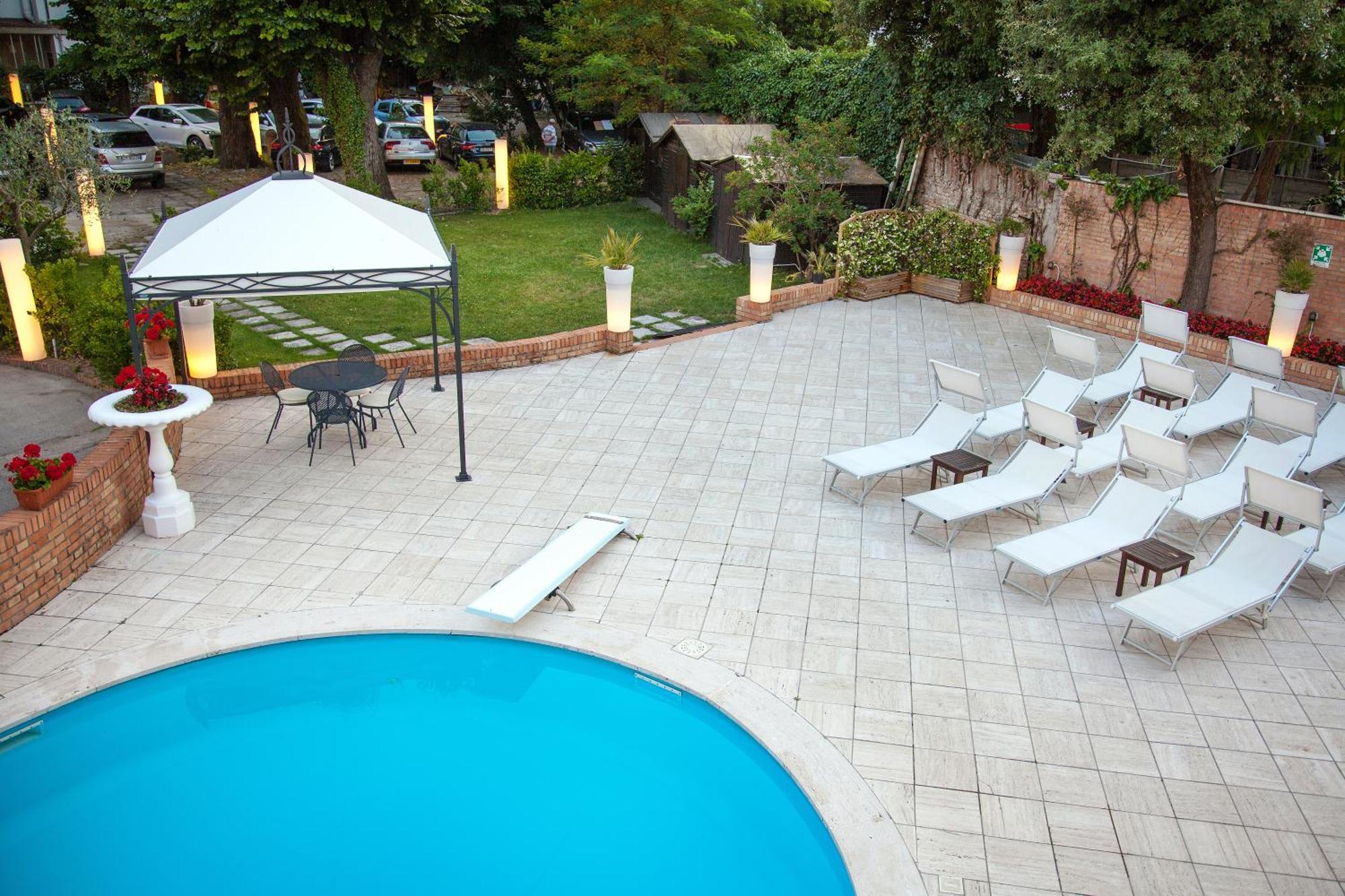 Villa Adriatica Ambienthotels Rimini Exteriör bild