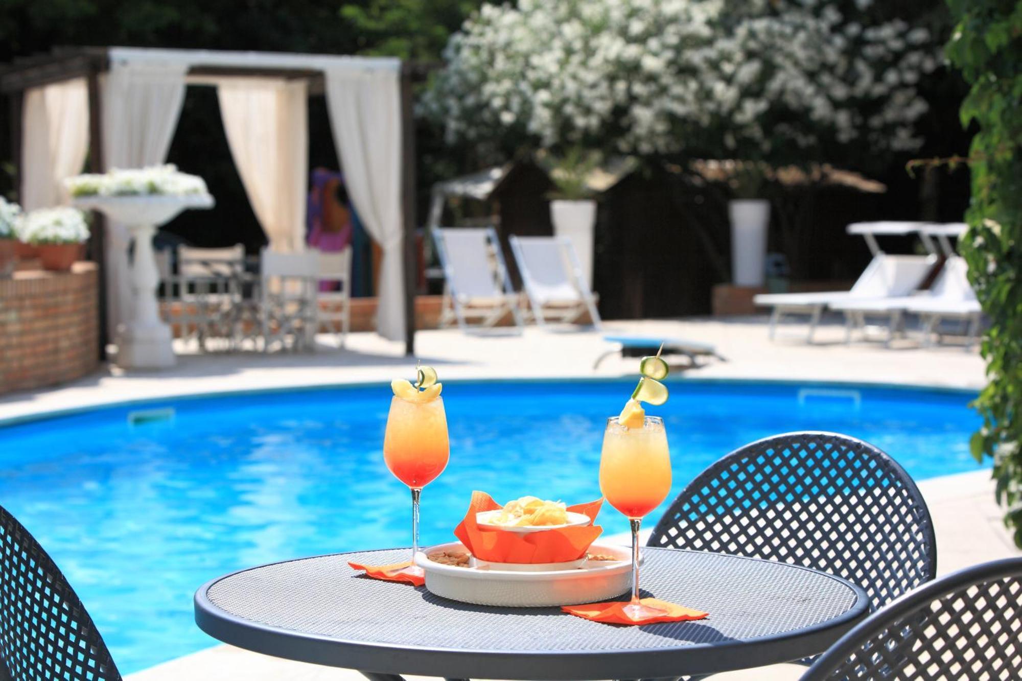 Villa Adriatica Ambienthotels Rimini Exteriör bild